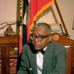 Meet your Posher, John te smith